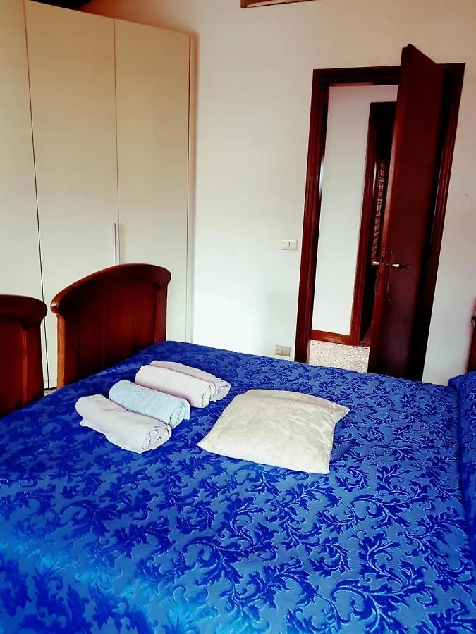 Large Top 3 Rooms Flat Central Rialto Venedig