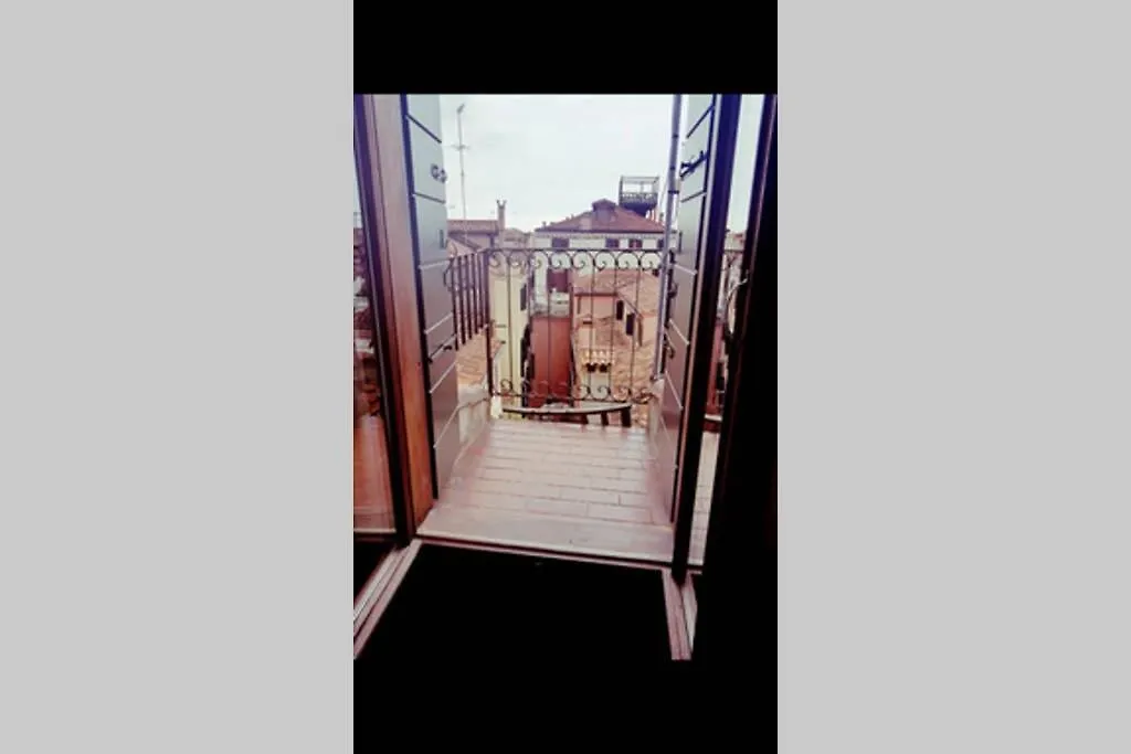 Large Top 3 Rooms Flat Central Rialto Venedig Lägenhet