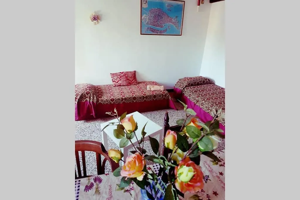 Large Top 3 Rooms Flat Central Rialto Venedig Lägenhet