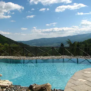 https://borgo-i-tre-baroni.it-tuscanyhotel.com