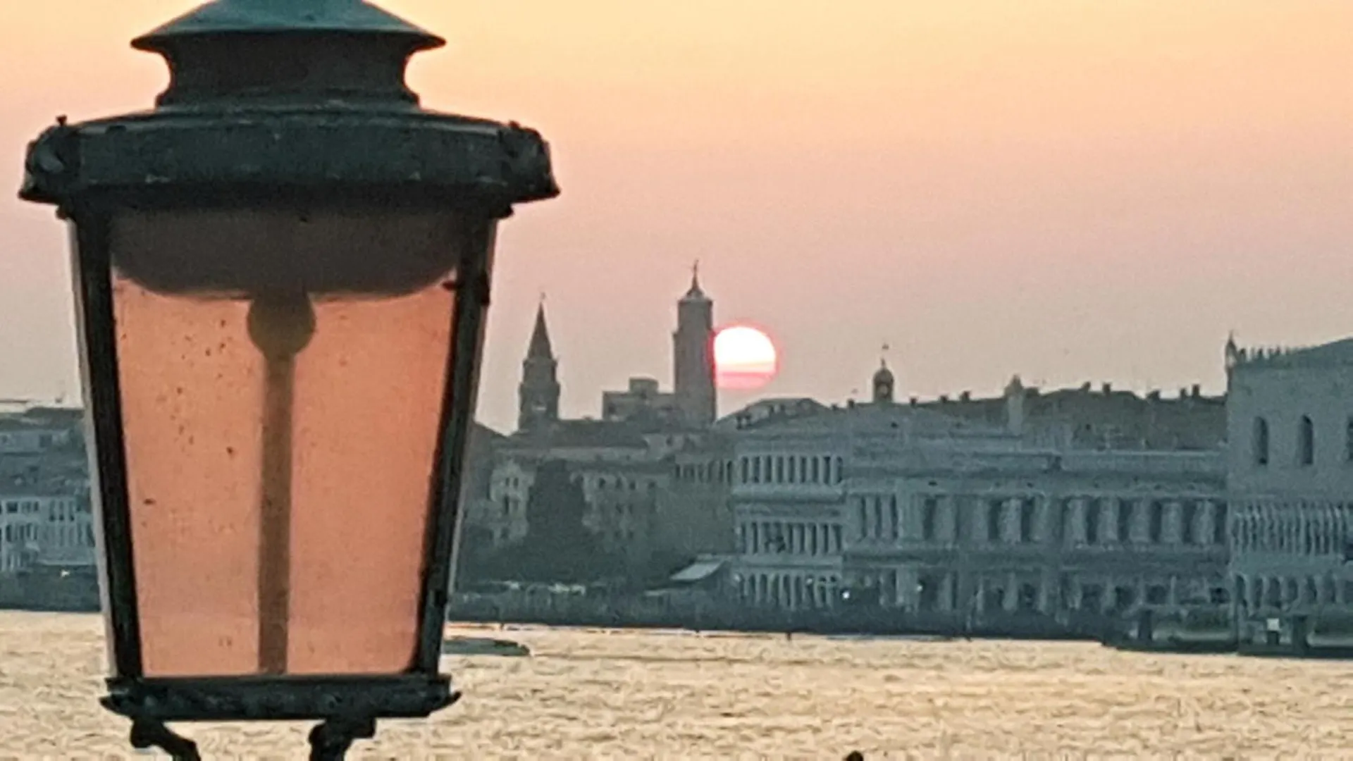 Apartamento Large Top 3 Rooms Flat Central Rialto Venecia