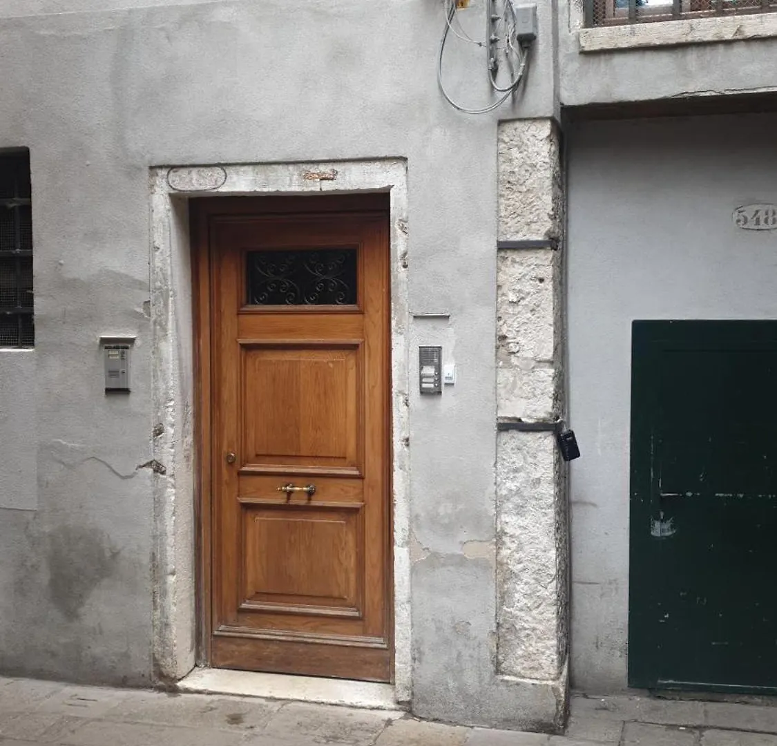 Large Top 3 Rooms Flat Central Rialto Venecia 0*,  Italia