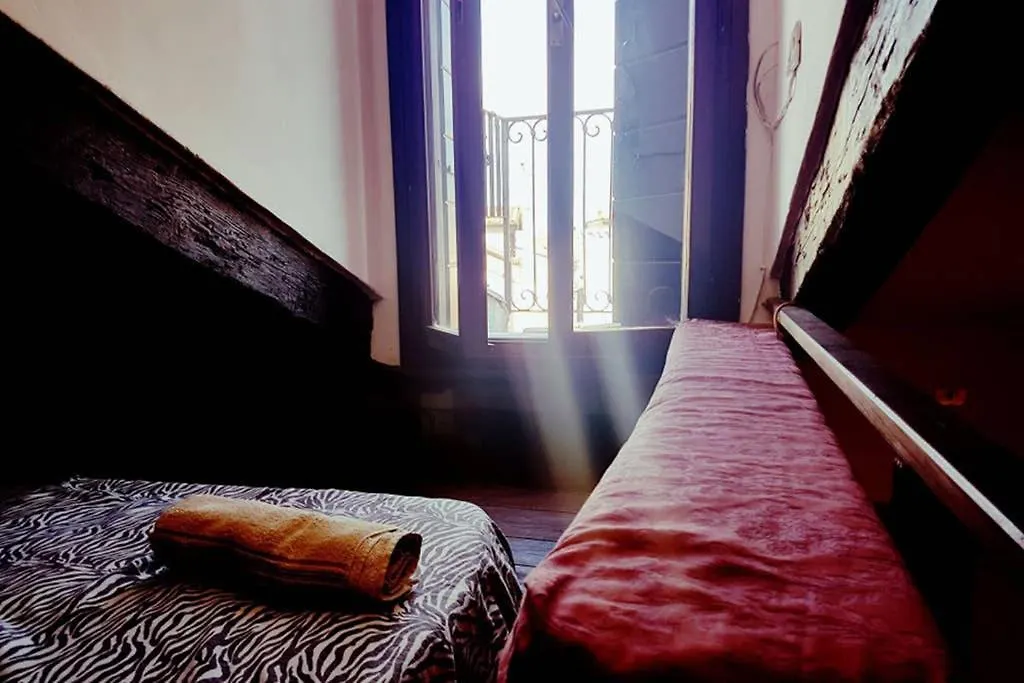 Apartment Large Top 3 Rooms Flat Central Rialto Venice Italy